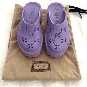 Gucci Platform Sandals with dust bag Original (damaged) Box